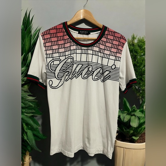 Gucci Men's Red and White Graphic Tee - Picture 1 of 2